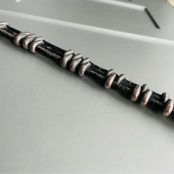 🎉Sold🎉 David Yurman Leather And Sterling Silver Cable Station Men’s Bracelet - Picture 6 of 9